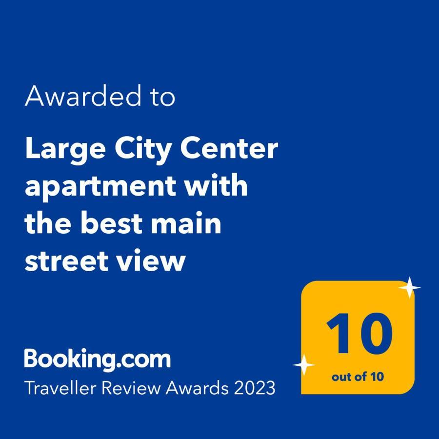 The Best Location Salon Apartment With Main Street View Saraievo Exterior foto
