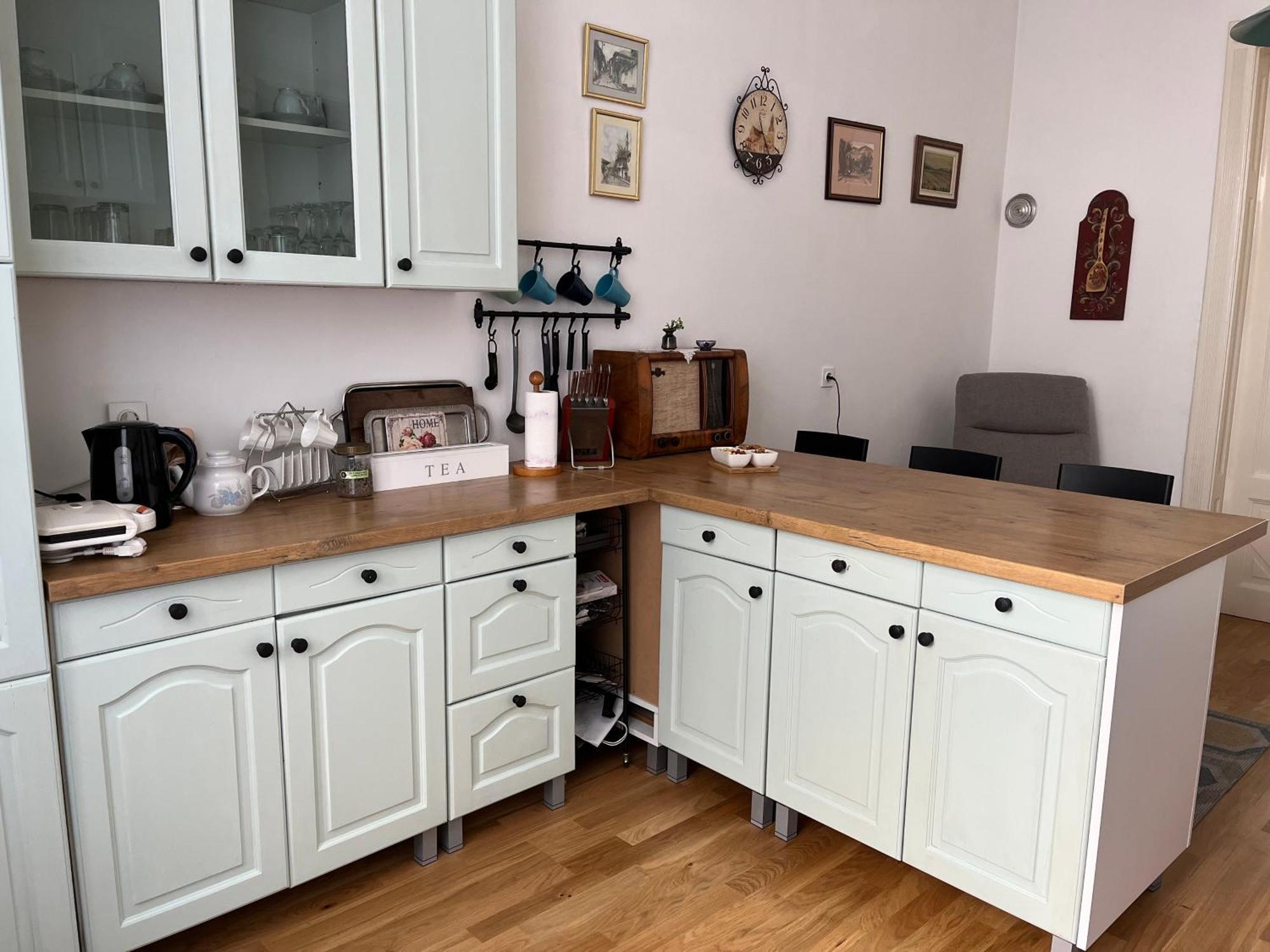 The Best Location Salon Apartment With Main Street View Saraievo Exterior foto